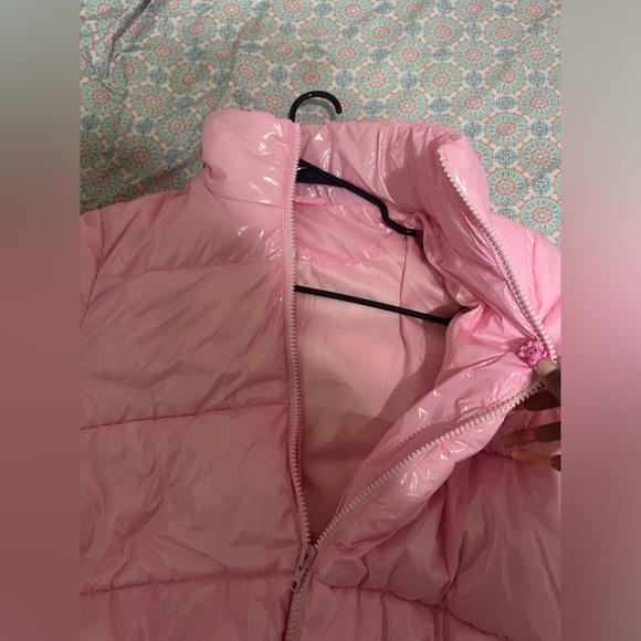 Pink Puffer Jacket Size Medium - Picture 2 of 2